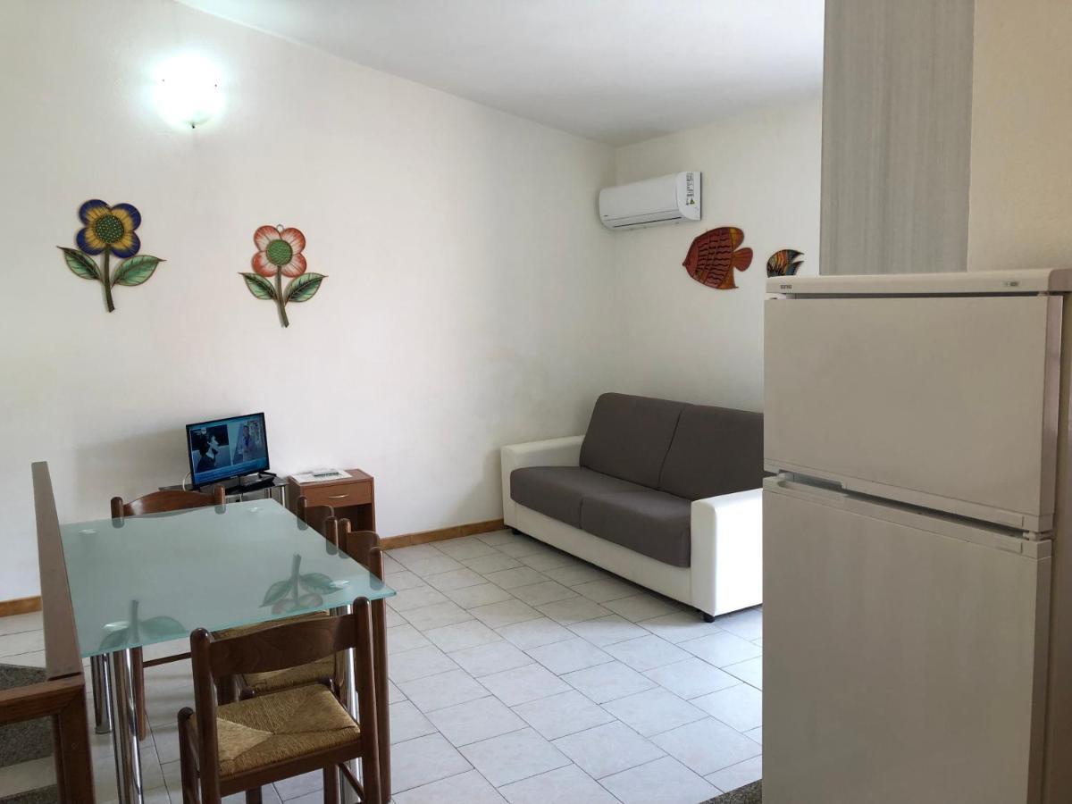 Appartamenti Magnolie-La Pineta Valledoria Kültér fotó
